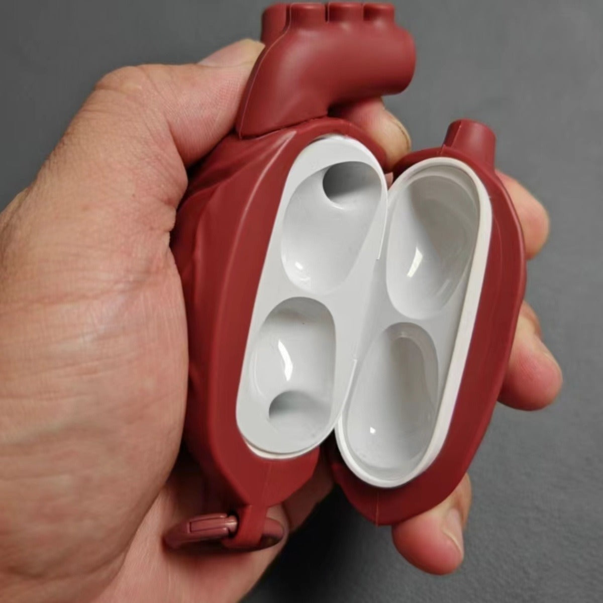 Beating Heart Airpods Pro Bluetooth Wireless Protective Case